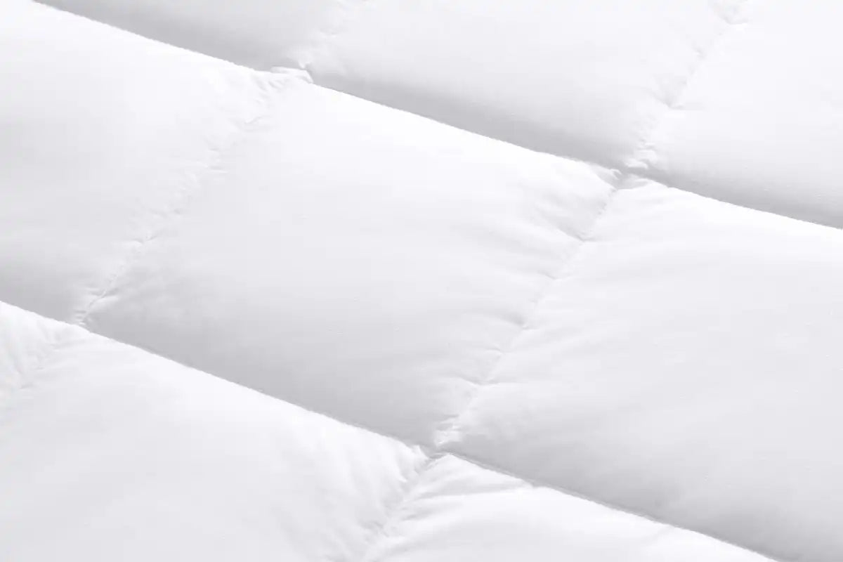 Down Alternative Blanket